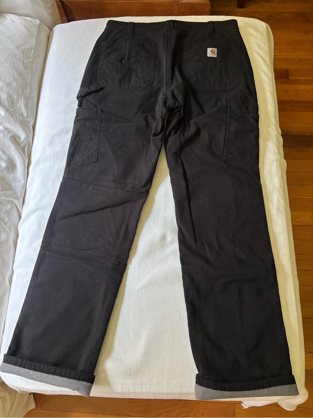 Carhartt Women’s Fleece Lined Black, size 8, Cargo Work Pants with Logo Patch - Picture 2 of 5